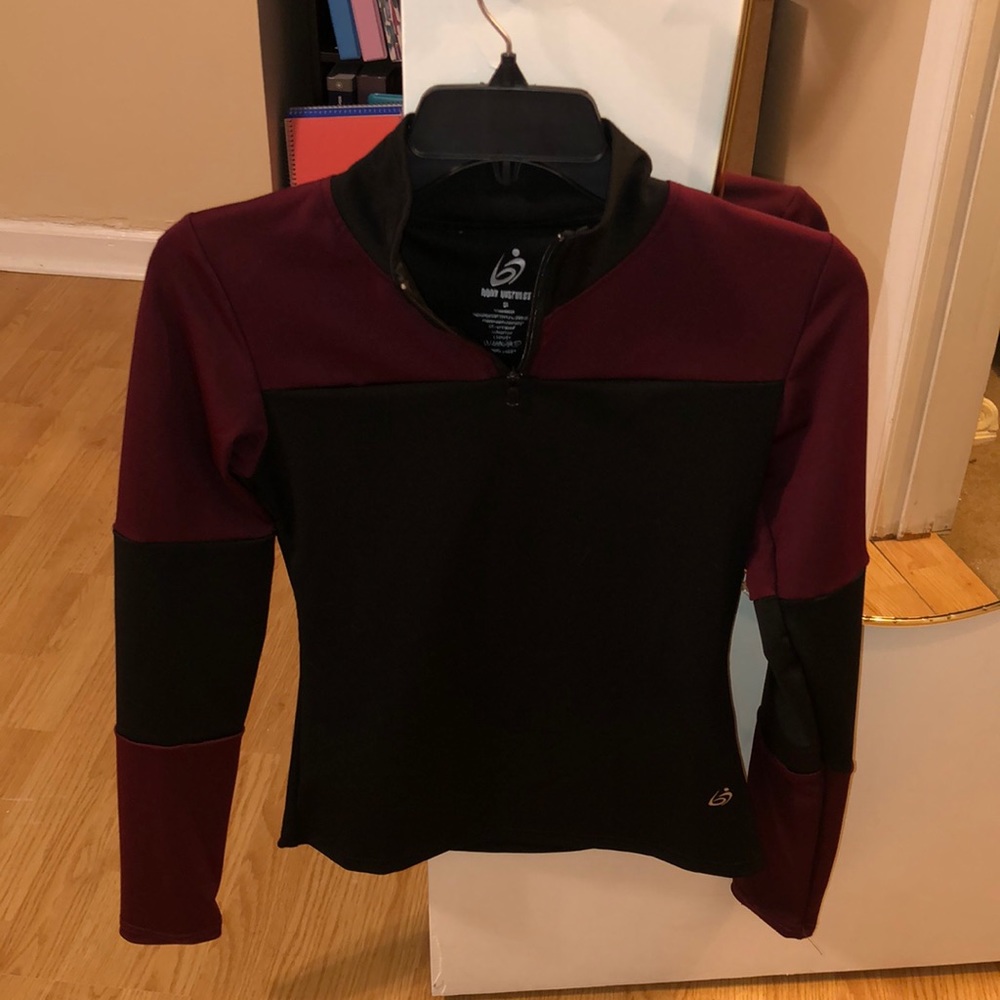 Long sleeve, great for working out